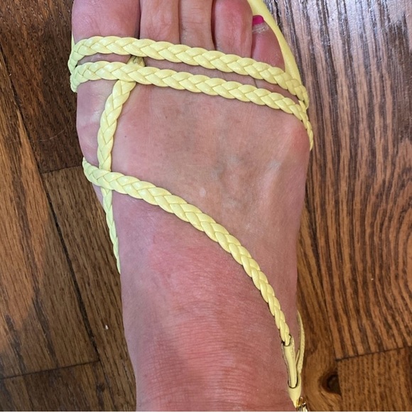 EUC Veronica Beard US 5.5M Women Yellow Braided Strap Sandal Flat Leather Summer - Picture 10 of 11